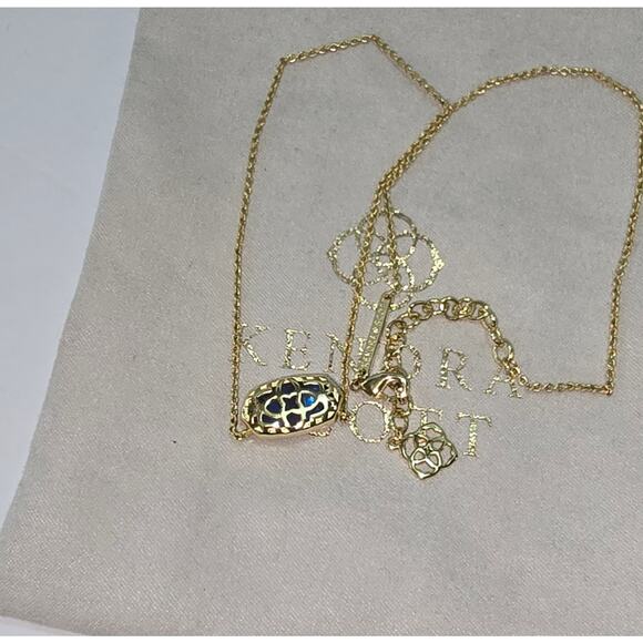 Kendra Scott Elisa Gold Pendant Necklace in Cobalt Cat's Eye?‎ - Picture 7 of 7